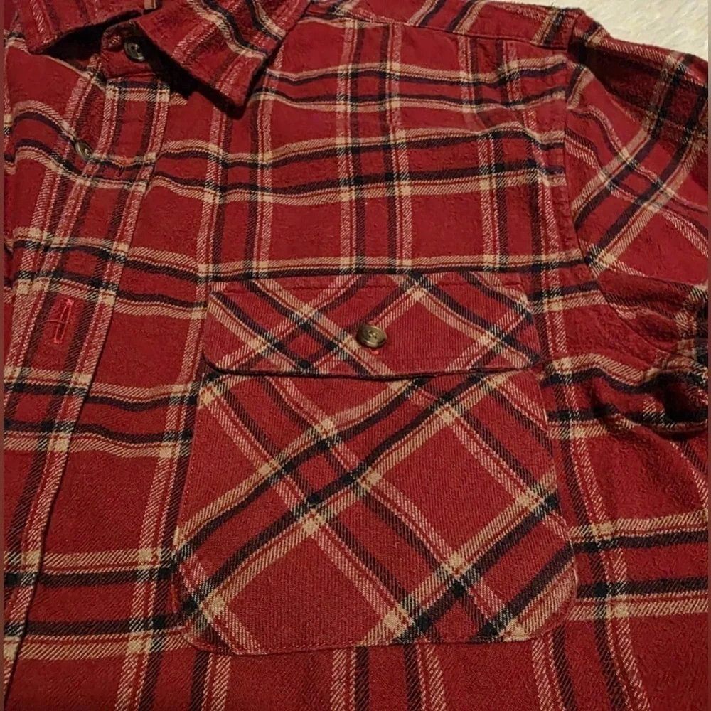 Banana Republic Men’s Size Large Red Flannel Casual Shirt EUC